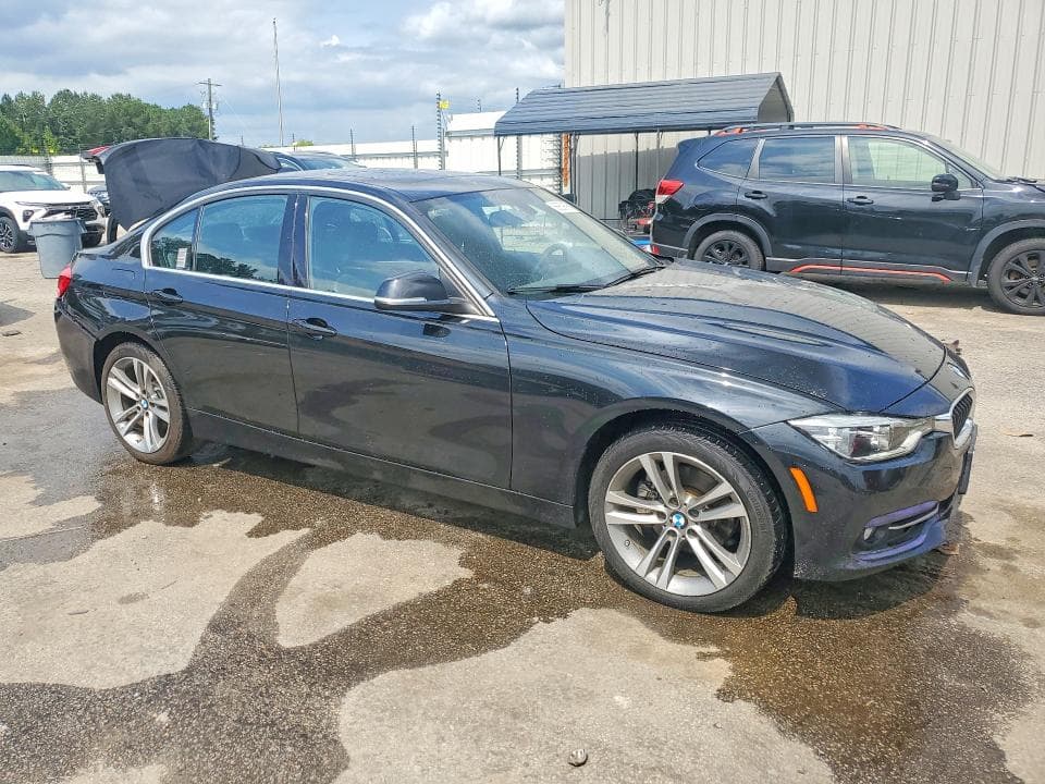2018 BMW 330 XI 4