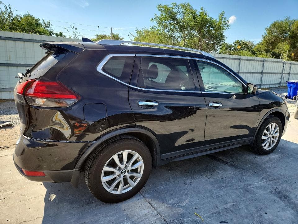 2017 NISSAN ROGUE SV 3