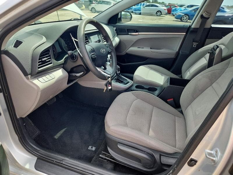 2019 HYUNDAI ELANTRA SE 7
