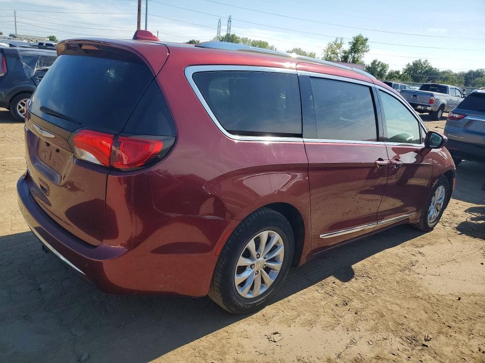2018 CHRYSLER PACIFICA TOURING L 3