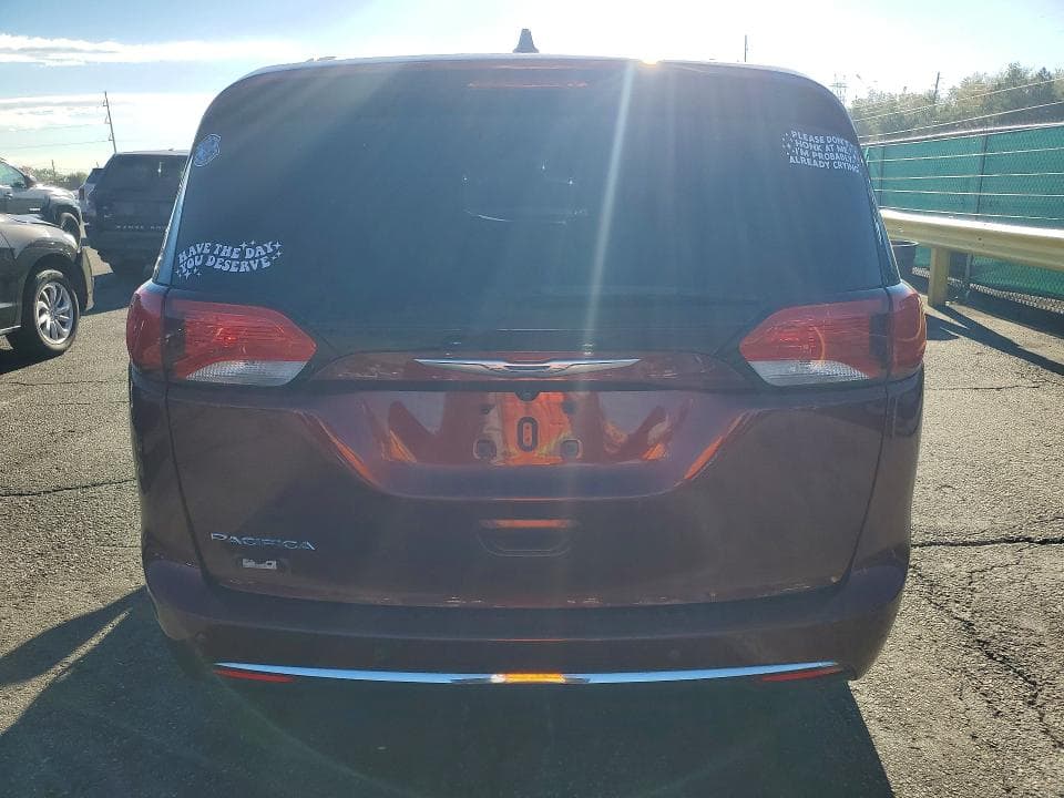 2018 CHRYSLER PACIFICA TOURING L 6