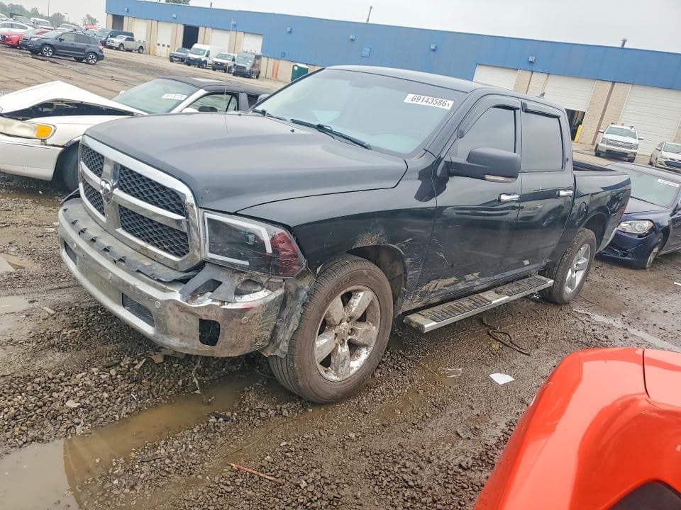2017 RAM 1500 SLT - 1