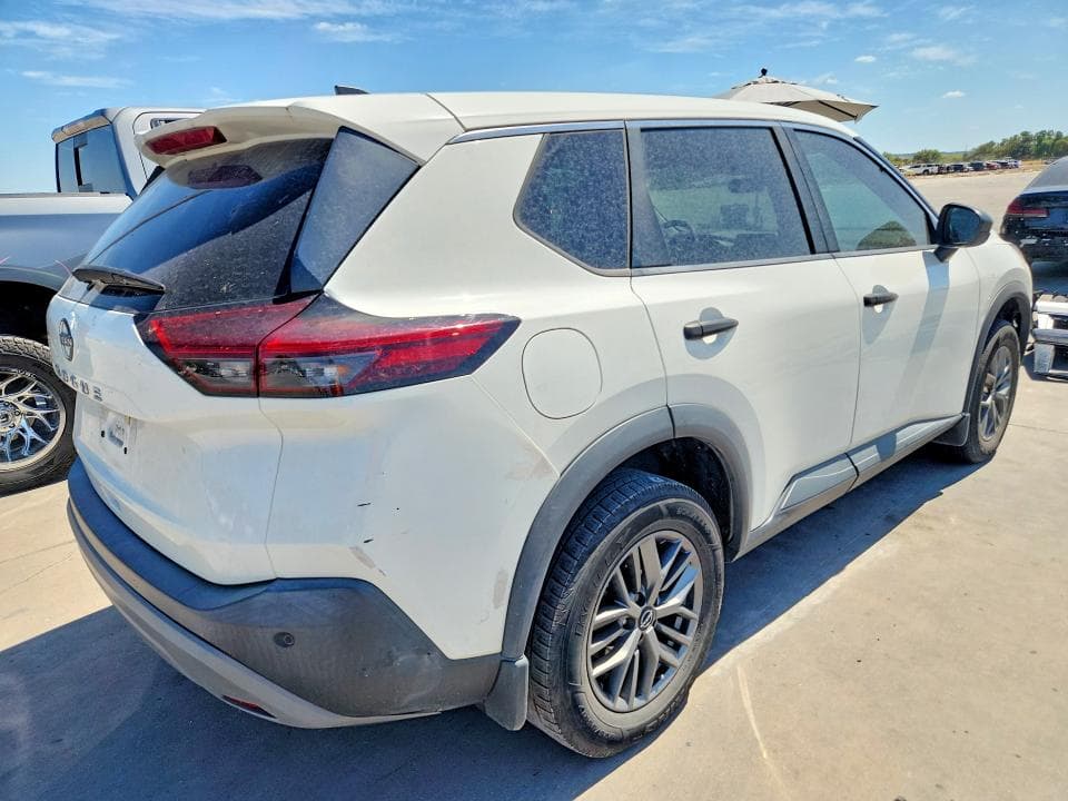 2023 NISSAN ROGUE S 3