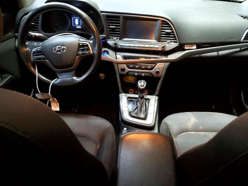 2018 HYUNDAI ELANTRA SEL 8