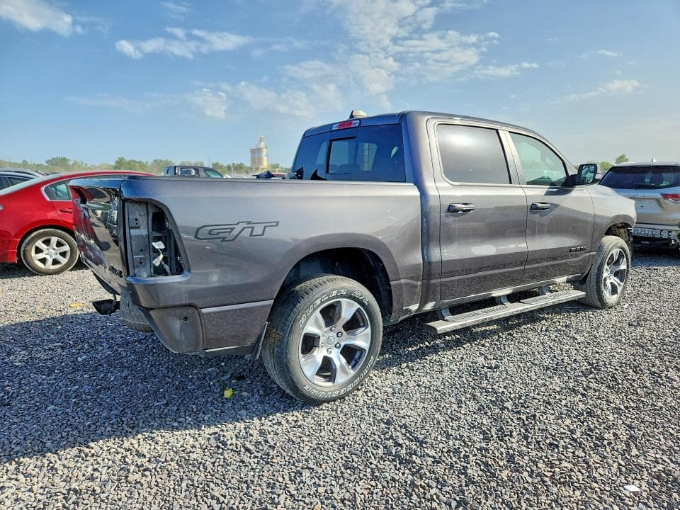 2022 RAM 1500 3