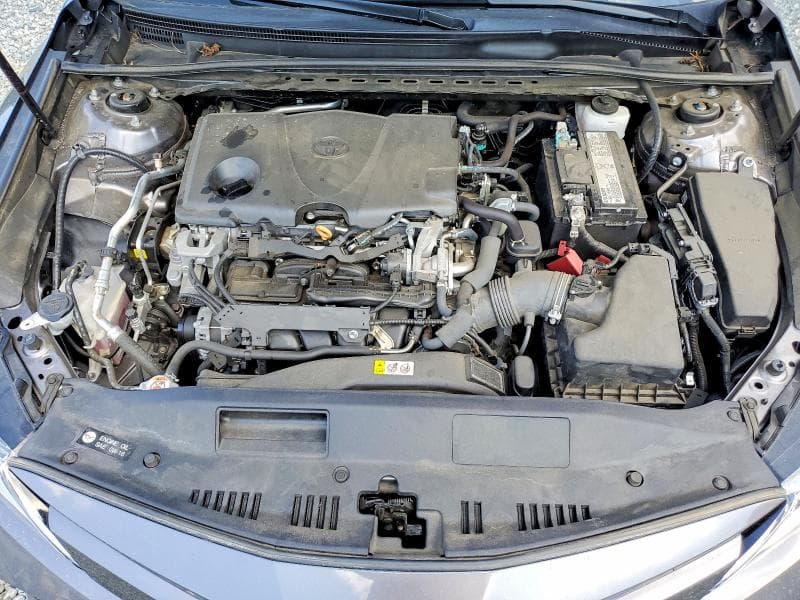 2019 TOYOTA CAMRY LE 11