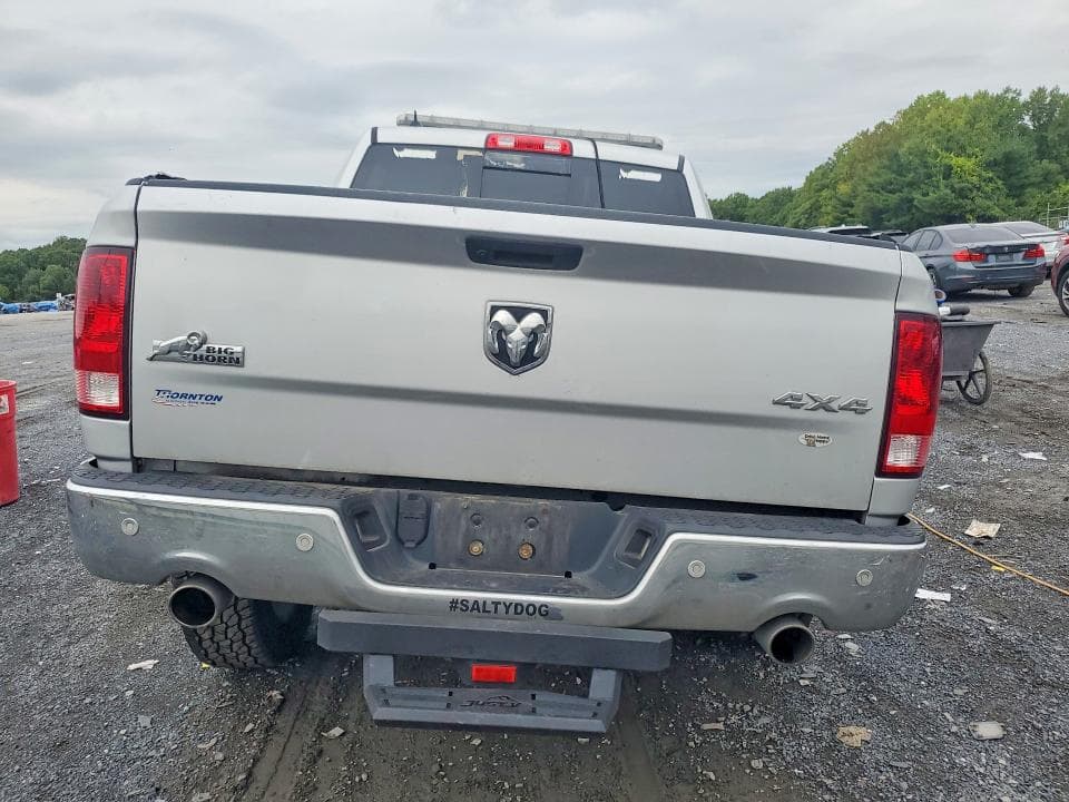 2019 RAM 1500 CLASSIC SLT 6