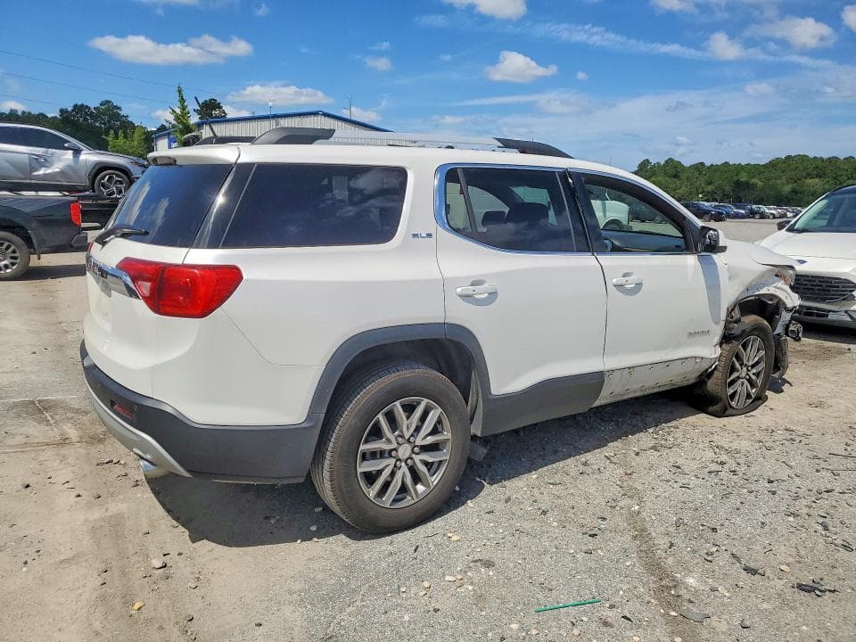 2017 GMC ACADIA SLE 3