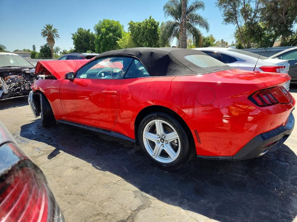 2026 FORD MUSTANG 2