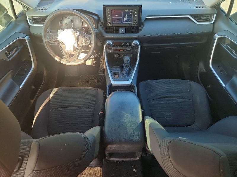 2021 TOYOTA RAV4 LE 8