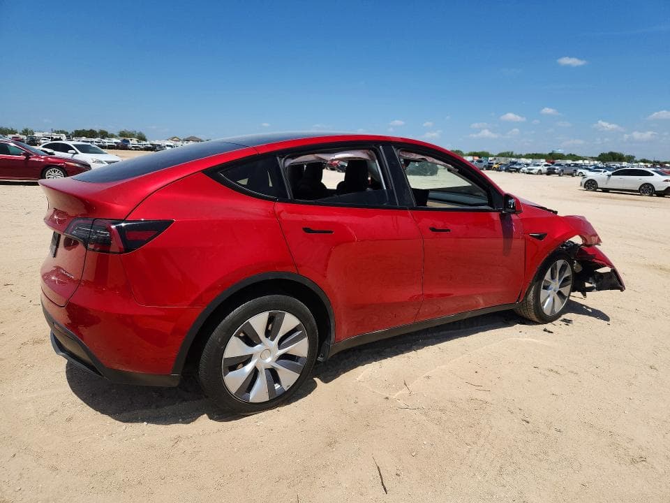 2023 TESLA MODEL Y 3
