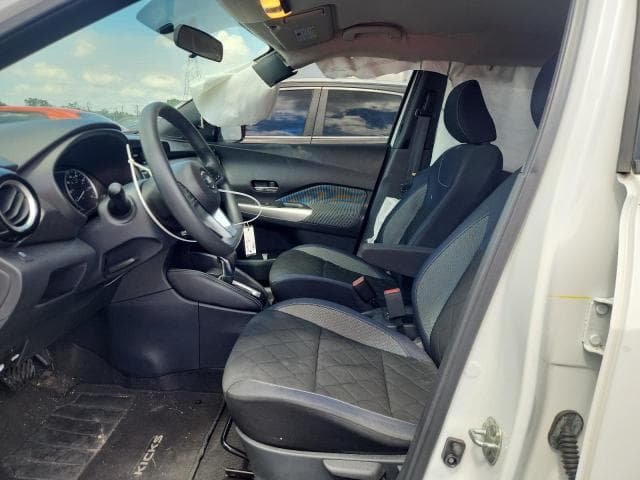 2018 NISSAN KICKS S 7