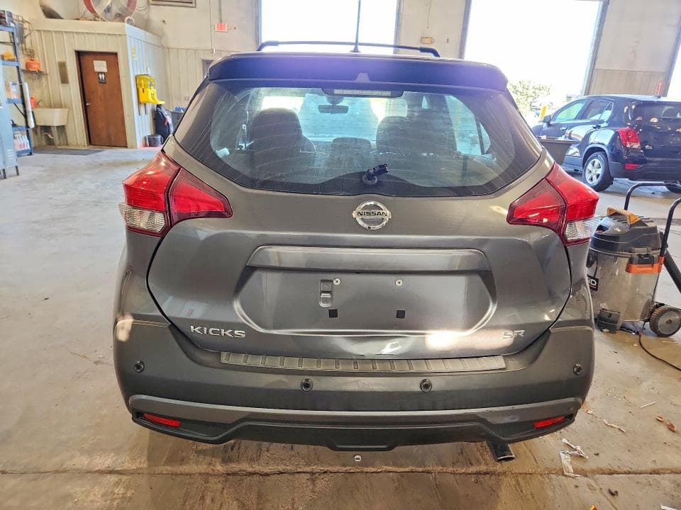 2020 NISSAN KICKS SR 6