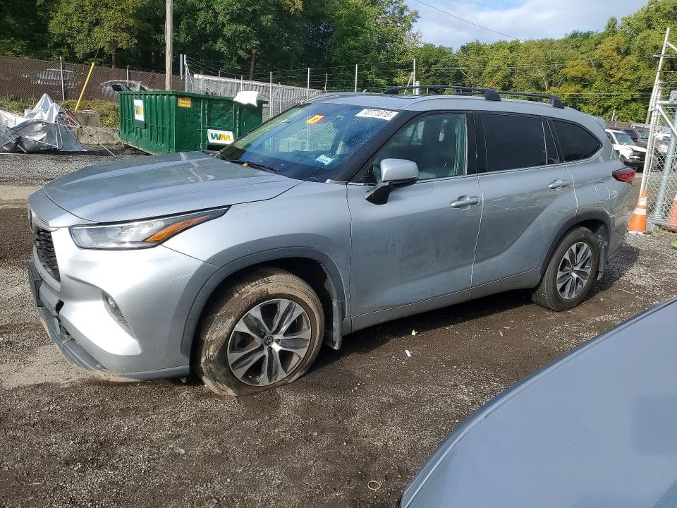 2020 TOYOTA HIGHLANDER XLE
