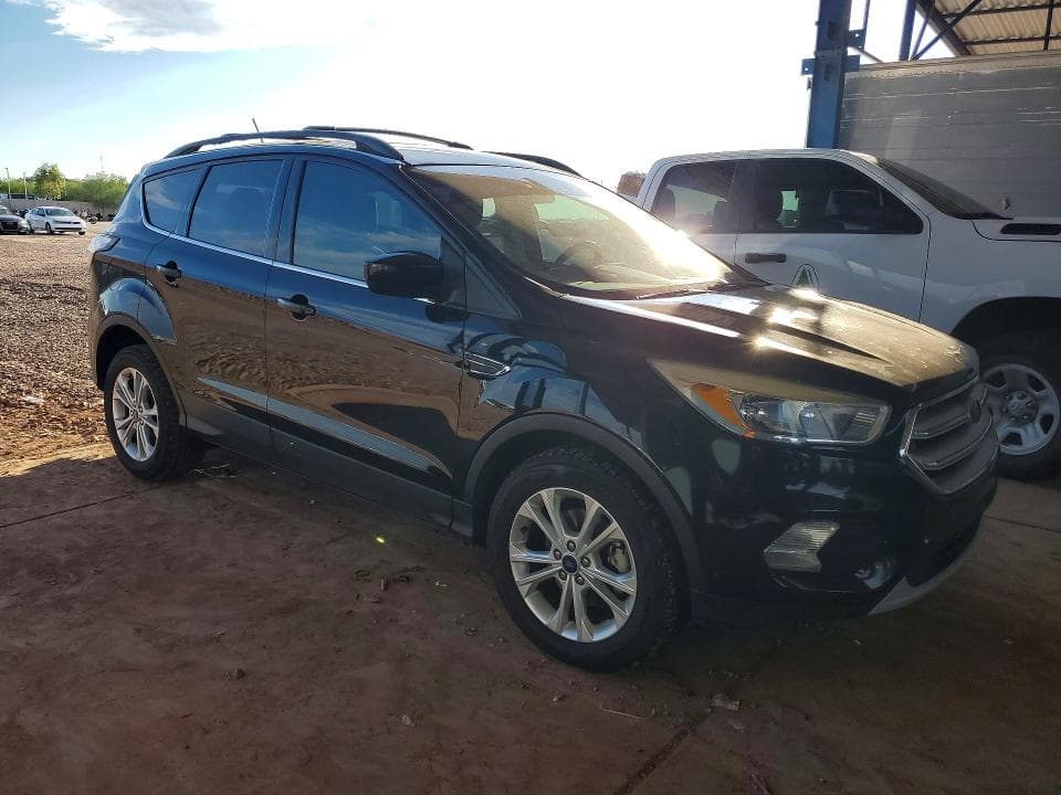 2018 FORD ESCAPE SE 4