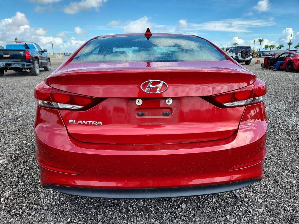 2018 HYUNDAI ELANTRA SEL 6