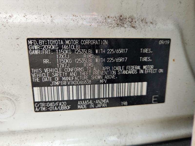 2019 TOYOTA RAV4 XLE 14