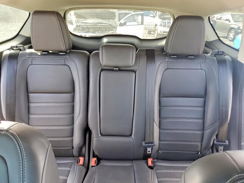 2019 FORD ESCAPE SEL 10