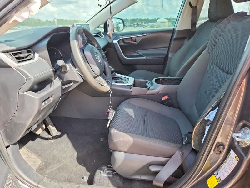 2025 TOYOTA RAV4 LE 7