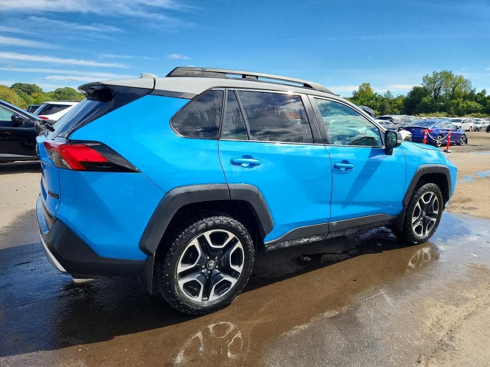 2019 TOYOTA RAV4 ADVENTURE 3