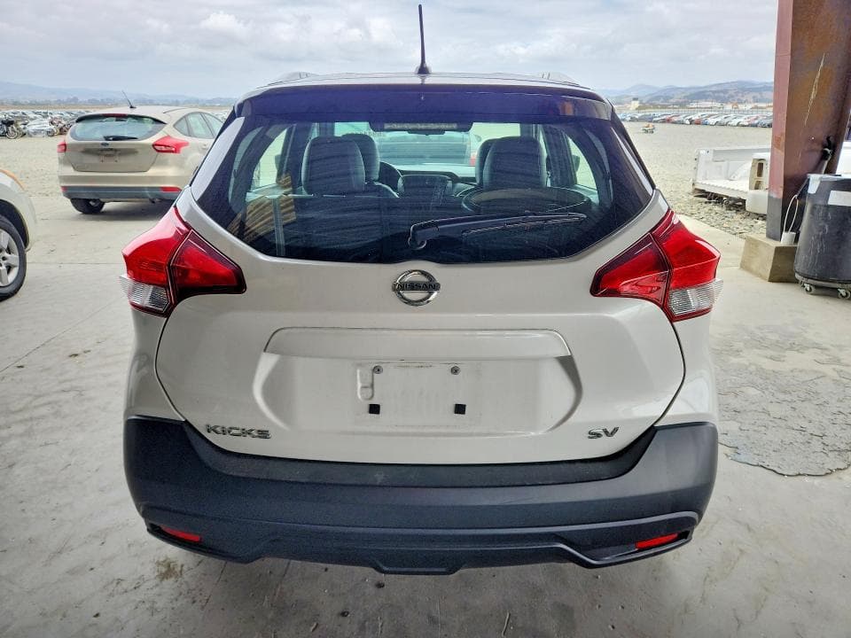 2019 NISSAN KICKS SV 6