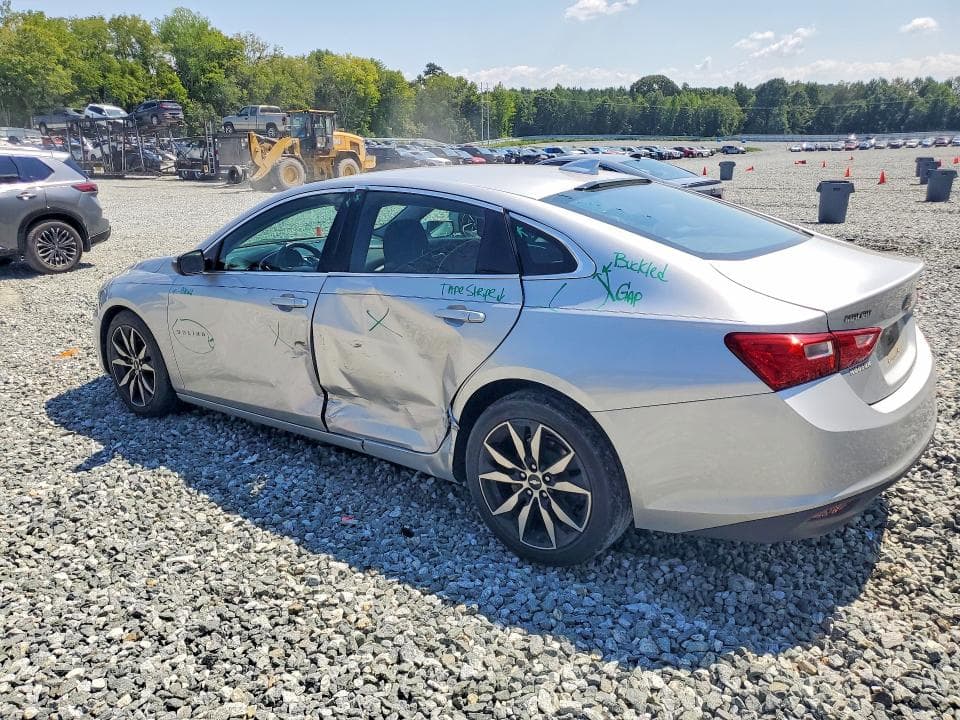 2017 CHEVROLET MALIBU LT 2