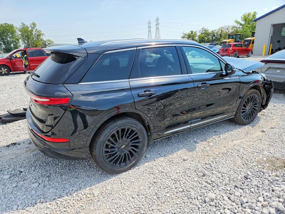 2021 LINCOLN CORSAIR RESERVE 3