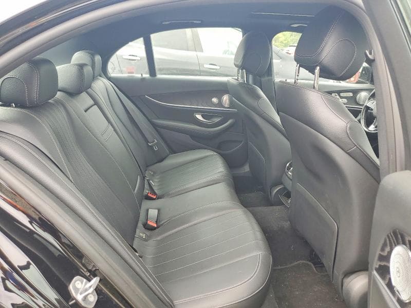 2017 MERCEDES-BENZ E 300 4MATIC 10