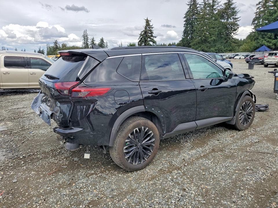 2026 NISSAN ROGUE DARK ARMOR 3
