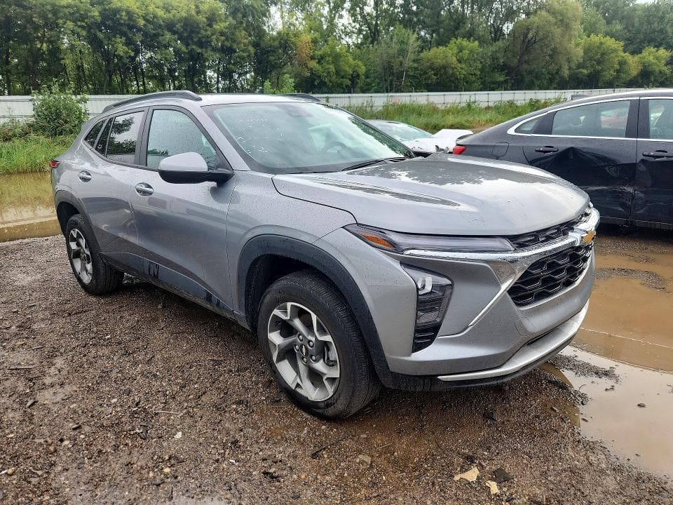 2025 CHEVROLET TRAX 1LT 4