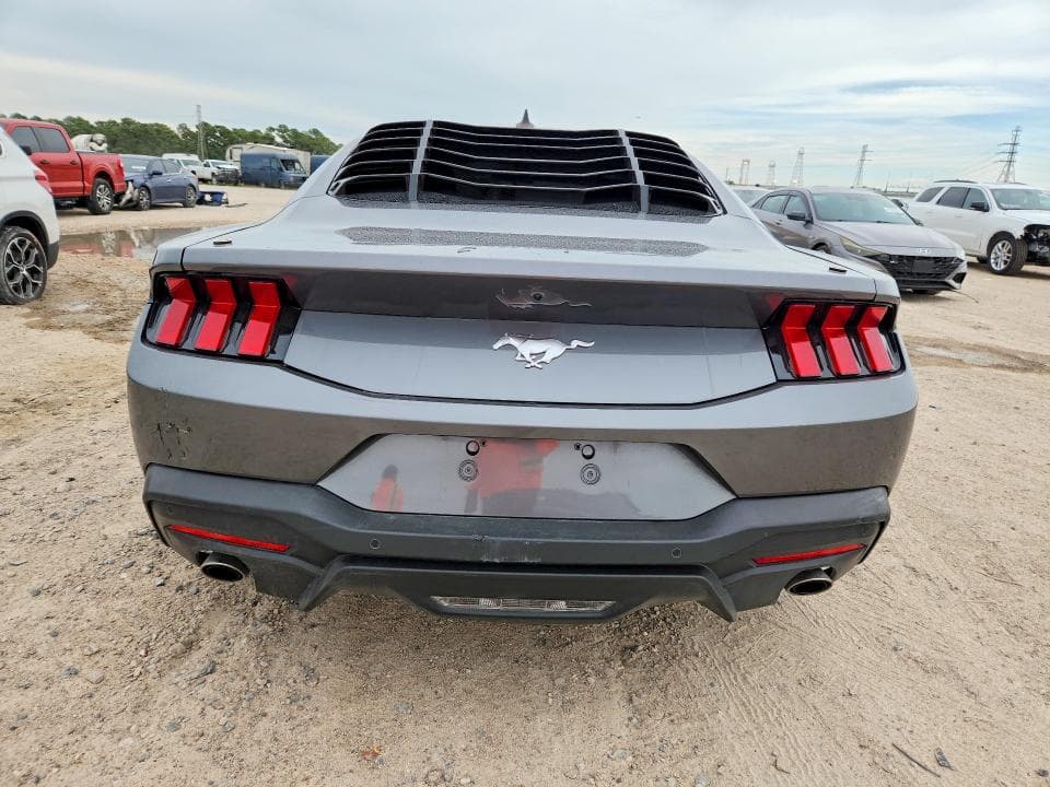 2025 FORD MUSTANG 6