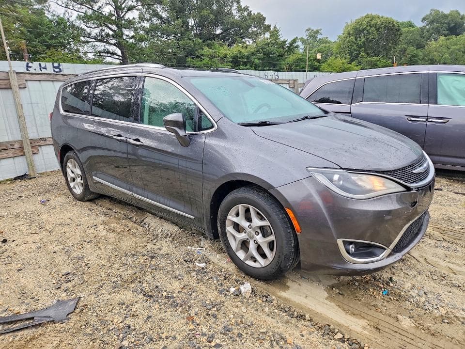 2017 CHRYSLER PACIFICA TOURING L PLUS 4
