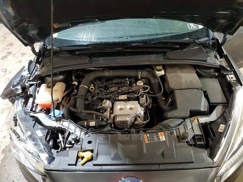 2018 FORD FOCUS SE 11
