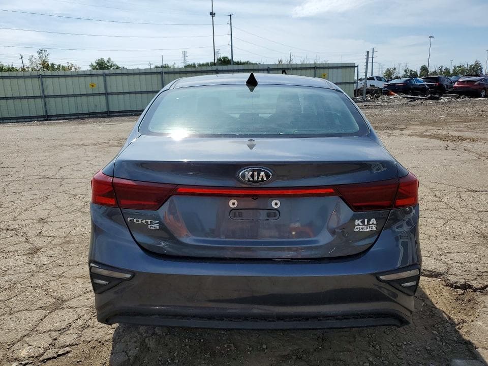 2020 KIA FORTE FE 6