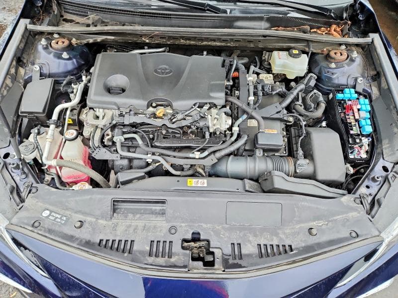 2021 TOYOTA CAMRY XLE 11