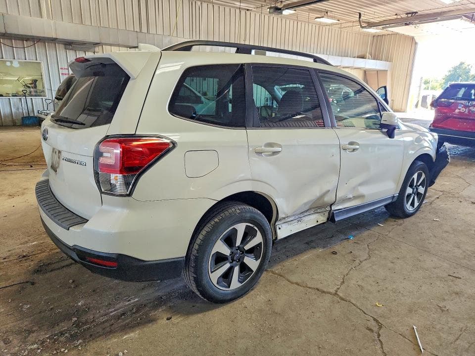 2018 SUBARU FORESTER 2.5I LIMITED 3