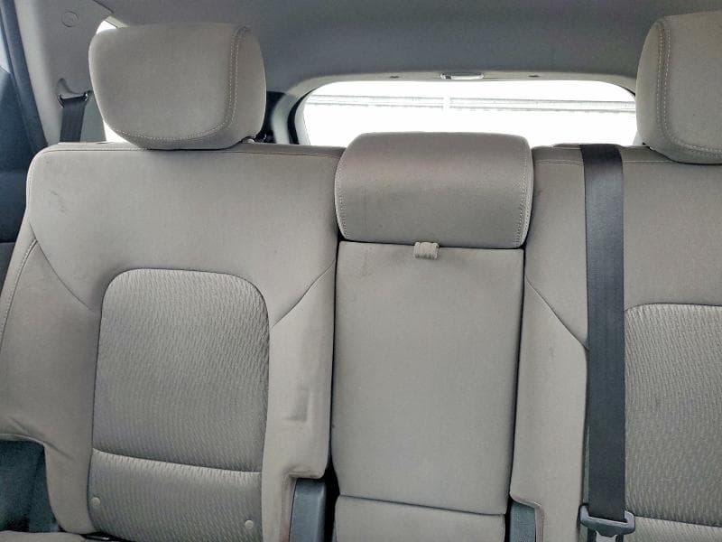 2017 HYUNDAI SANTA FE SE 10
