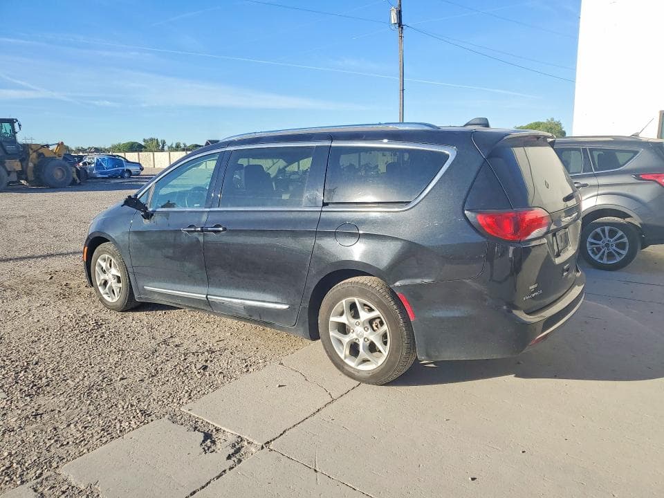 2017 CHRYSLER PACIFICA TOURING L PLUS 2
