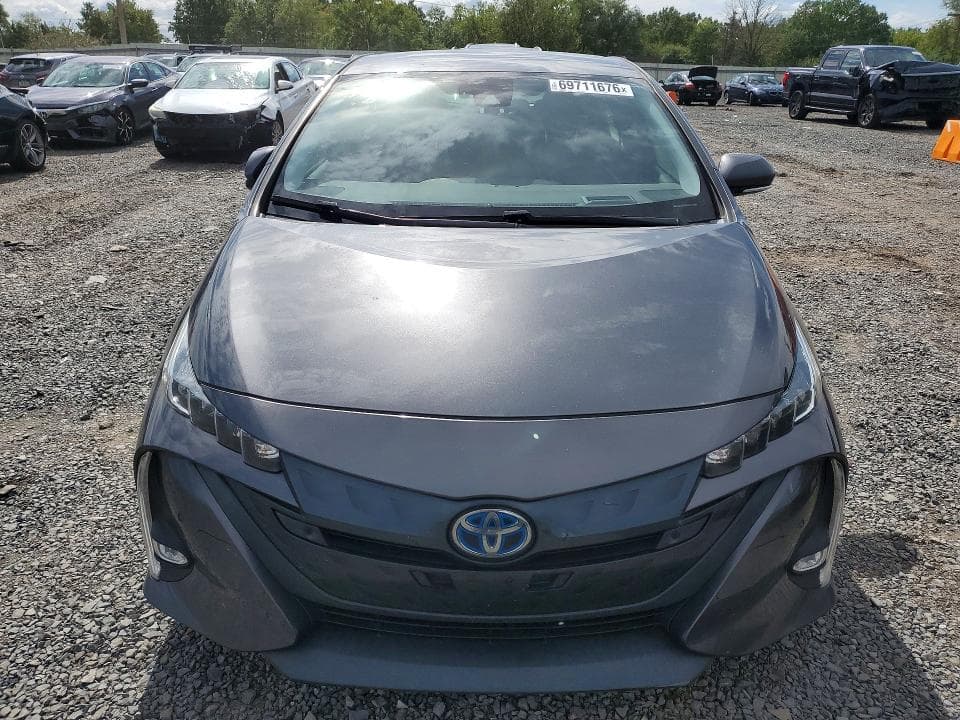 2021 TOYOTA PRIUS PRIME LIMITED 5