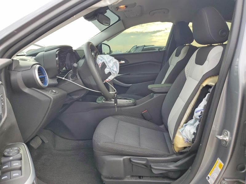 2025 CHEVROLET TRAX LS 7