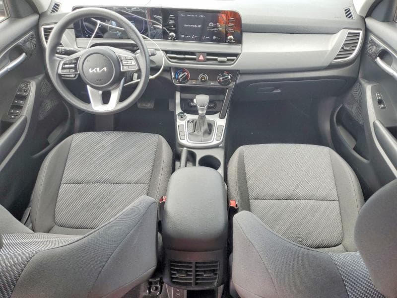 2026 KIA SELTOS LX 8