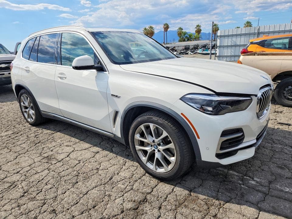 2022 BMW X5 XDRIVE45E 4