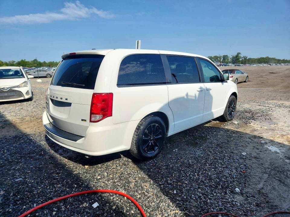 2019 DODGE GRAND CARAVAN SE 3
