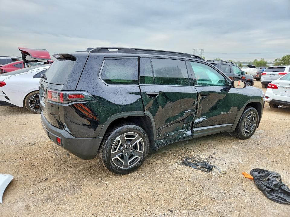 2026 JEEP CHEROKEE LAREDO 3