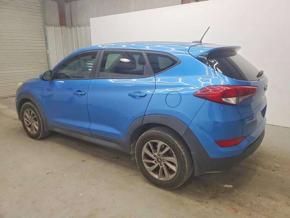 2017 HYUNDAI TUCSON SE 2