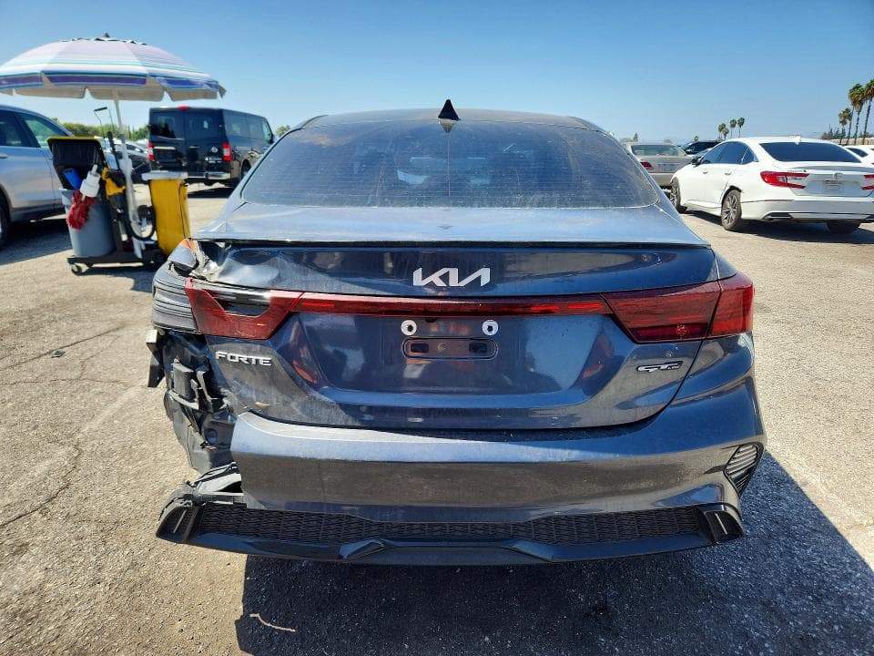2022 KIA FORTE GT LINE 6