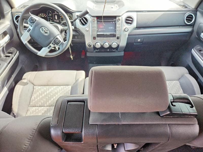 2018 TOYOTA TUNDRA SR5 8
