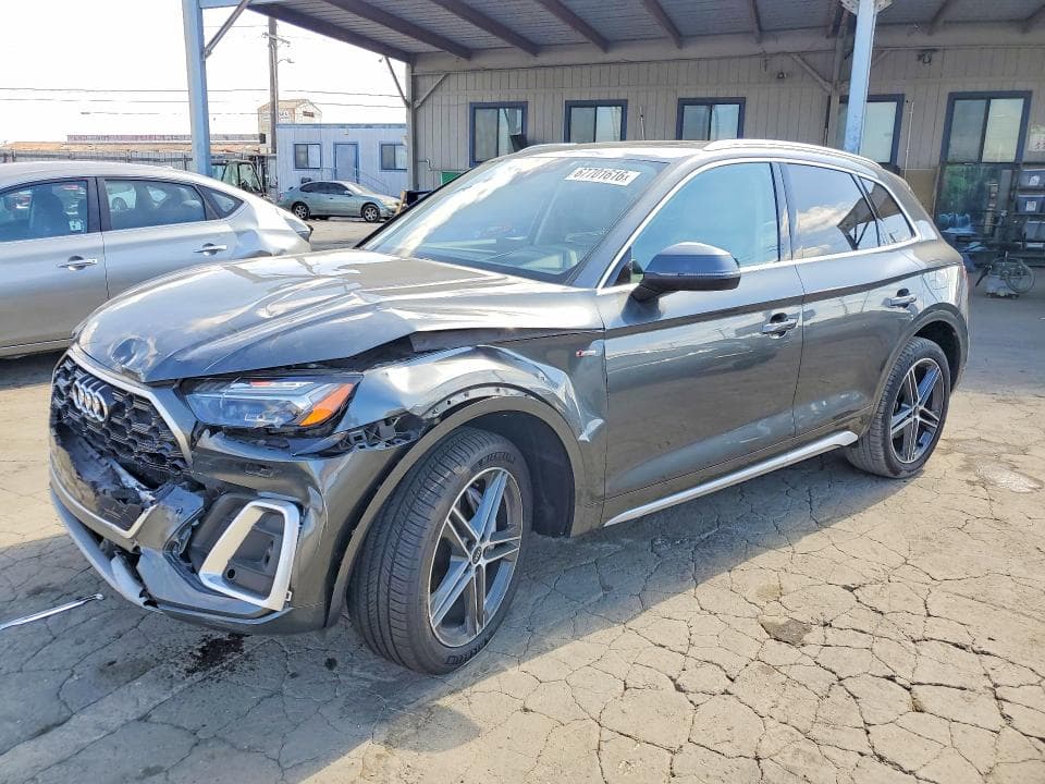 2021 AUDI Q5 E PRESTIGE - 1