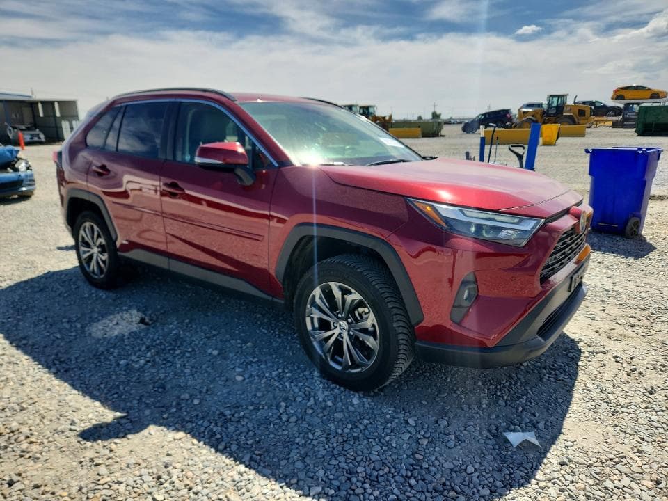 2023 TOYOTA RAV4 XLE PREMIUM 4
