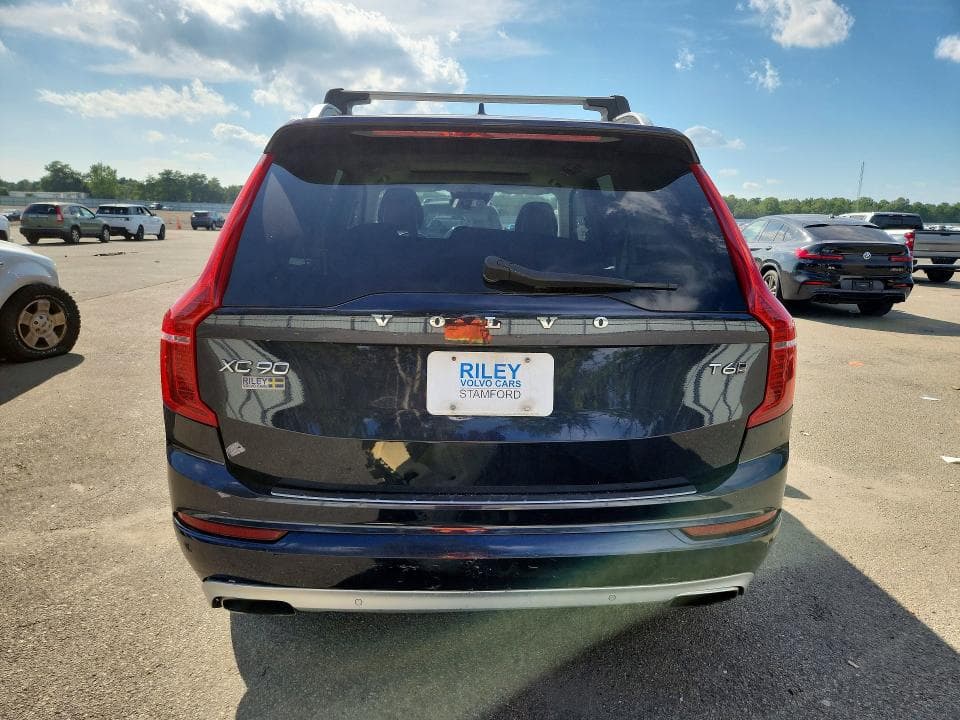 2017 VOLVO XC90 T6 6